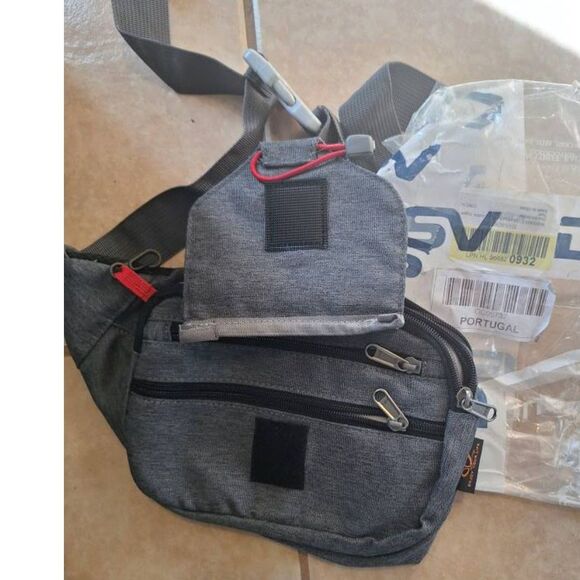 NIB- WATERFLY Hiking Waist Bag Fanny Pack hiking Bum Bag Overstock Europe Gray - Picture 2 of 9